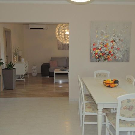 Apartment Ferara Betina  Luaran gambar