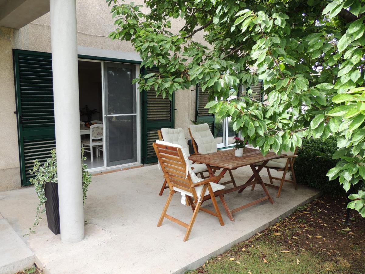 Apartment Ferara Betina  Luaran gambar