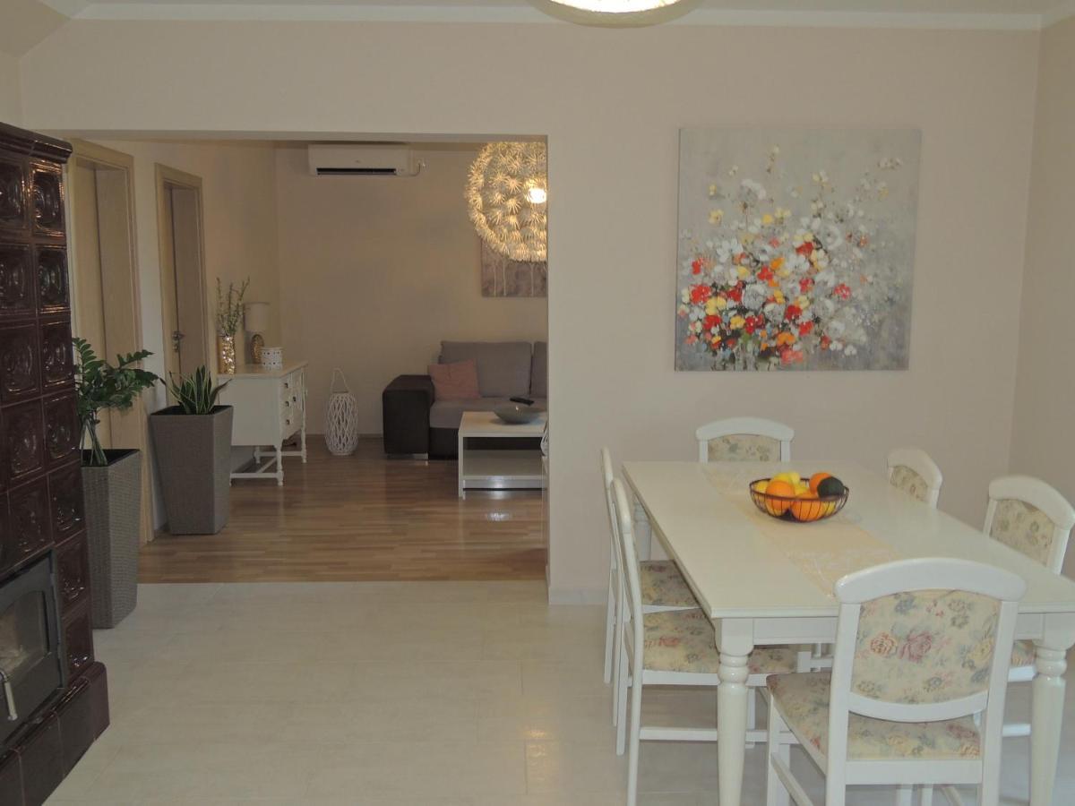 Apartment Ferara Betina  Luaran gambar