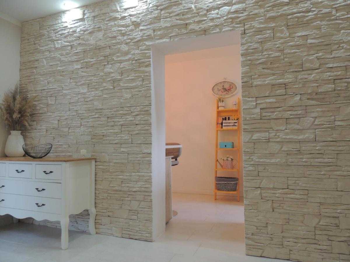 Apartment Ferara Betina  Luaran gambar