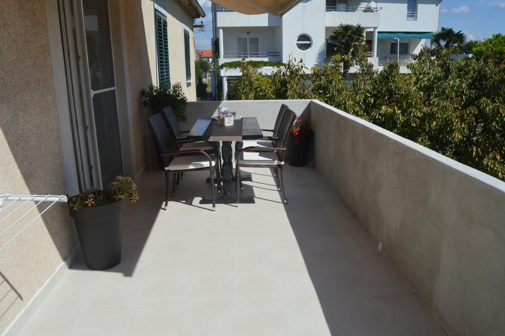 Apartment Ferara Betina  Luaran gambar