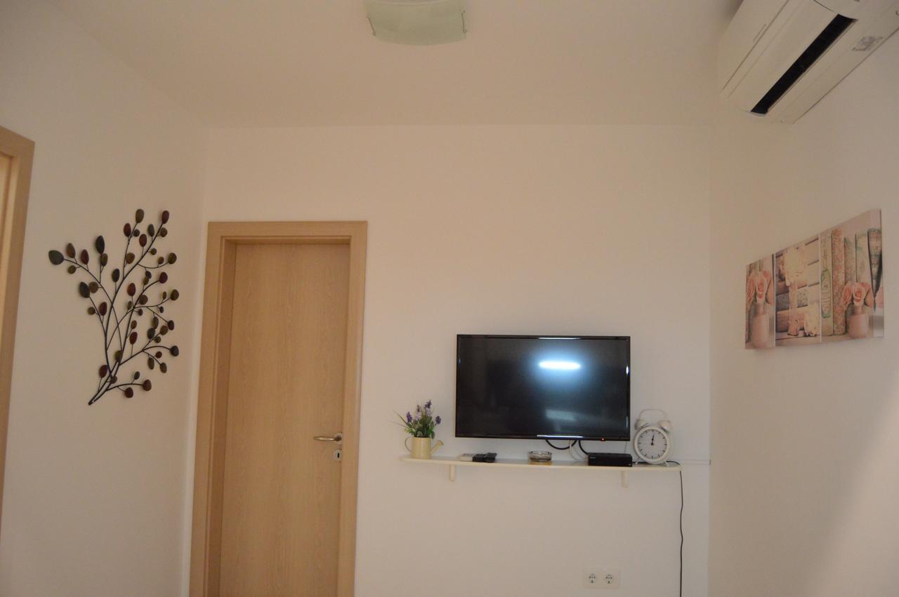 Apartment Ferara Betina  Luaran gambar