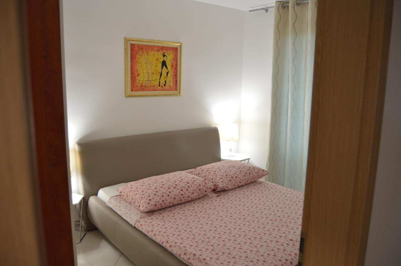 Apartment Ferara Betina  Luaran gambar